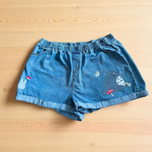 Hot Topic Plus Size 3 Studio Ghibli My Neighbor Totoro Elastic Denim Shorts 3X - Picture 3 of 3
